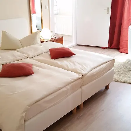 Hotel Atlantic Travemuende 3*