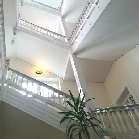 Hotel Atlantic Travemuende 3*