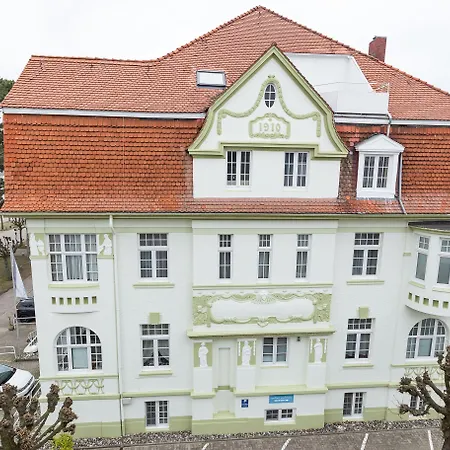 Atlantic Travemuende Hotel 3*