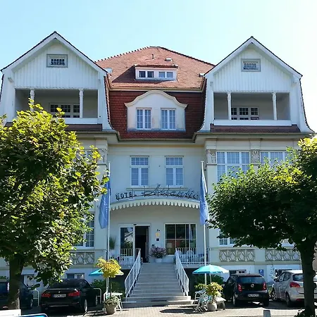 Atlantic Travemuende Hotel 3*