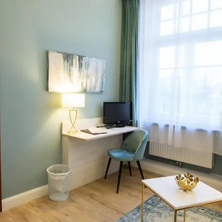 Hotel Atlantic Travemuende 3*